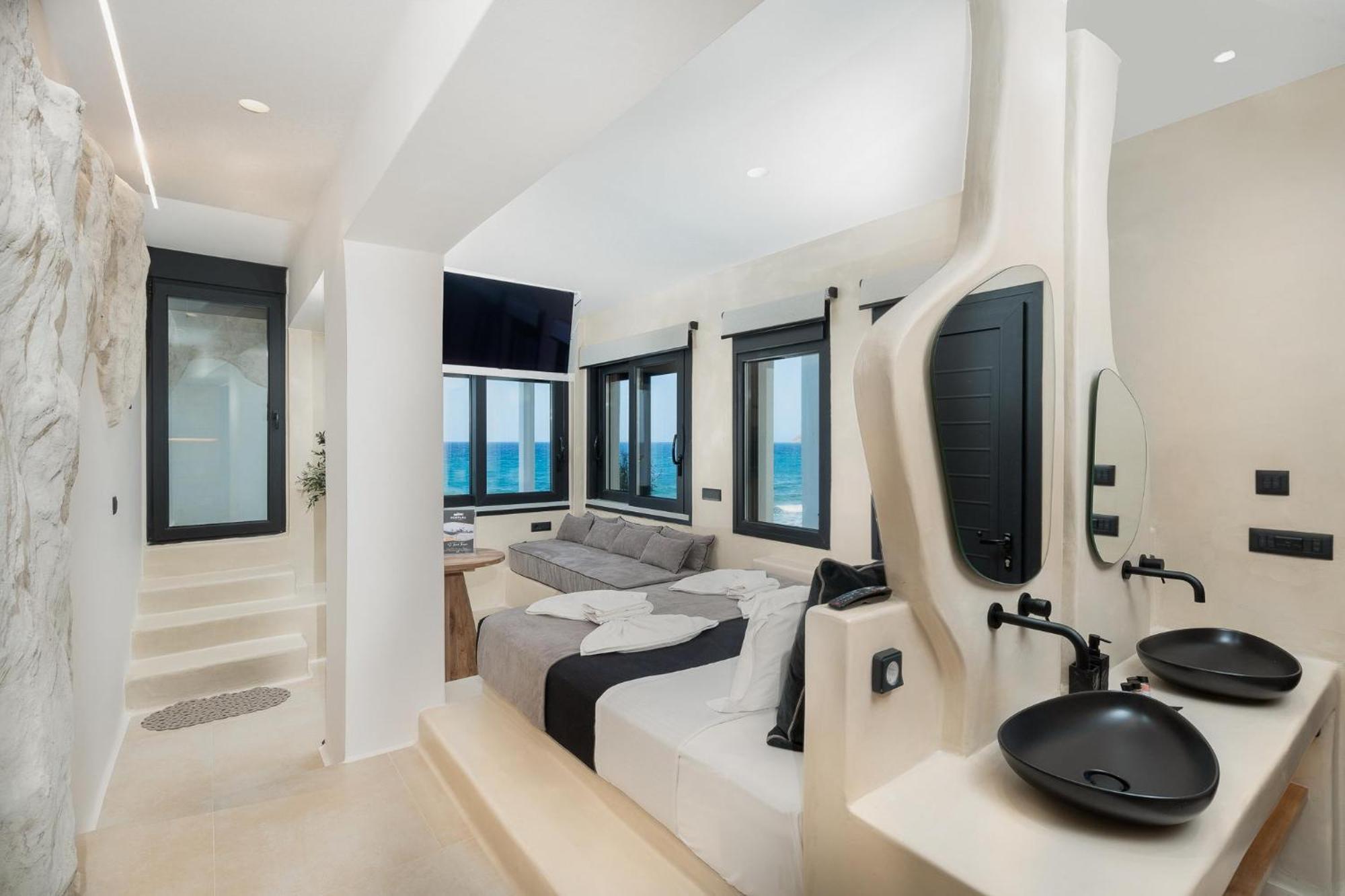 Portara Seaside Luxury Suites Naxos City Экстерьер фото