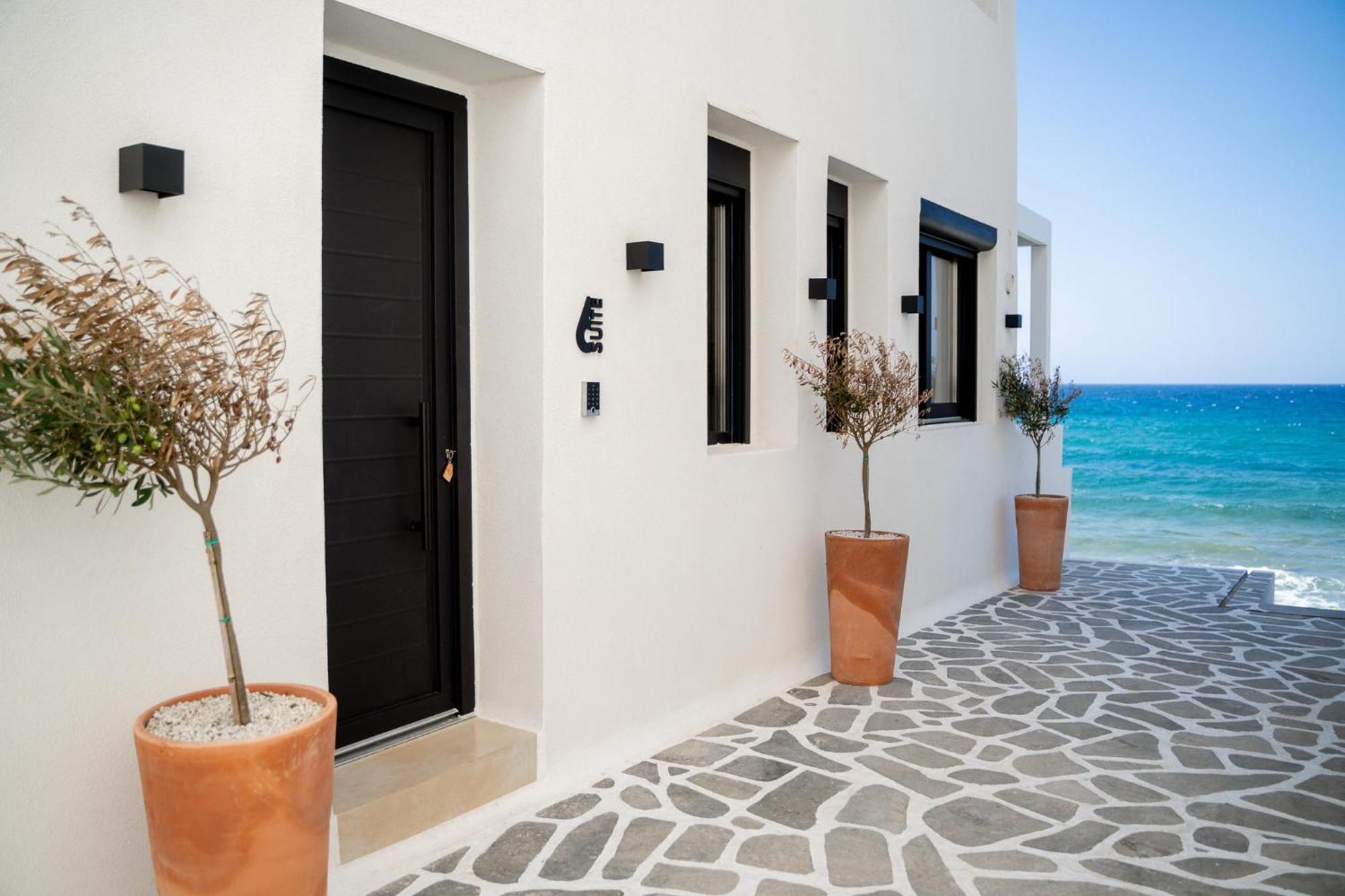 Portara Seaside Luxury Suites Naxos City Экстерьер фото