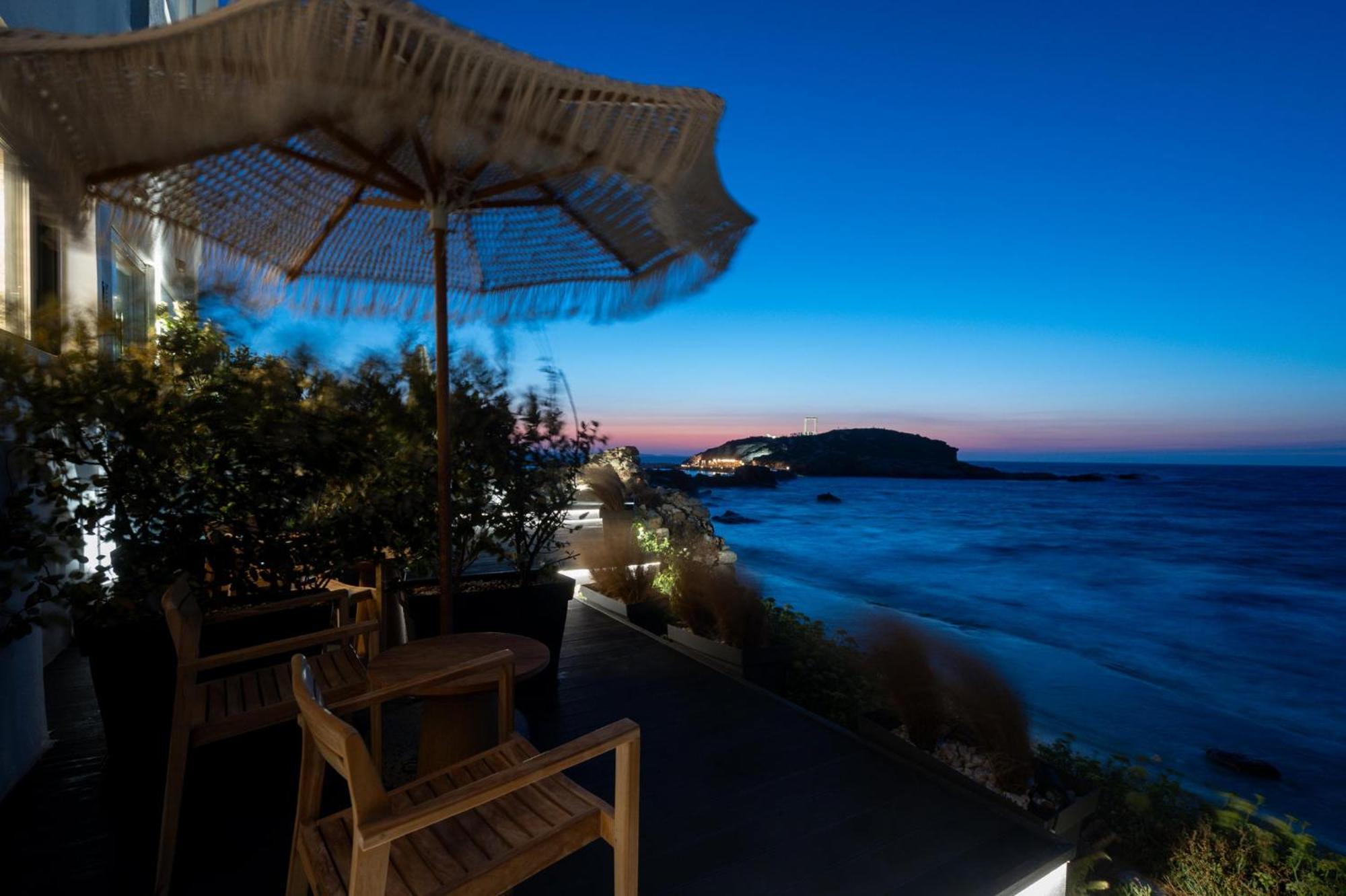 Portara Seaside Luxury Suites Naxos City Экстерьер фото
